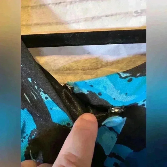 Twenty-one Blue And Black Peplum Style Cocktail Dress - Picture 5 of 10